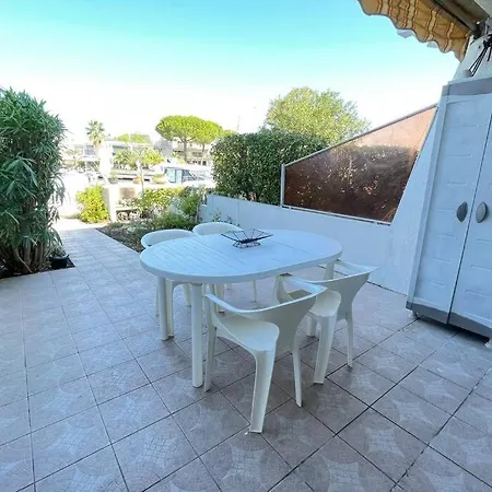 Belle Marina Ensoleillée Avec Jardin Сasa de vacaciones *